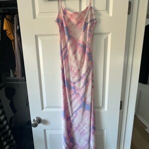 Elegant Tie-Dye Chemise in Pink and Purple